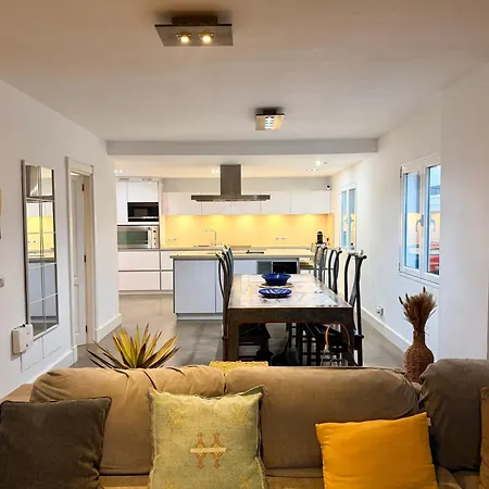 Ocean View House 파마라