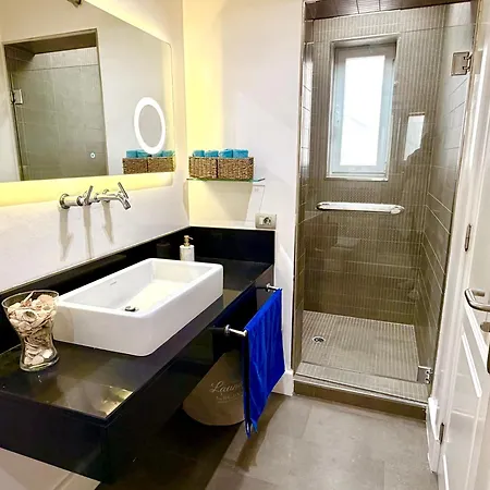 בית נופש Ocean View House פאמארה