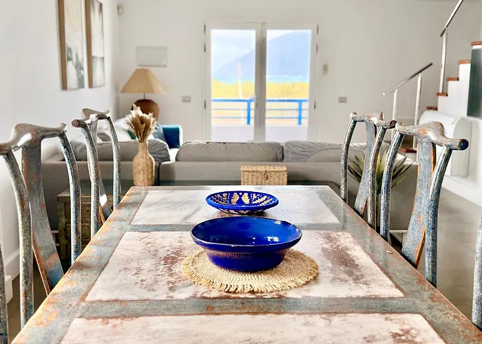 Ocean View House * 파마라