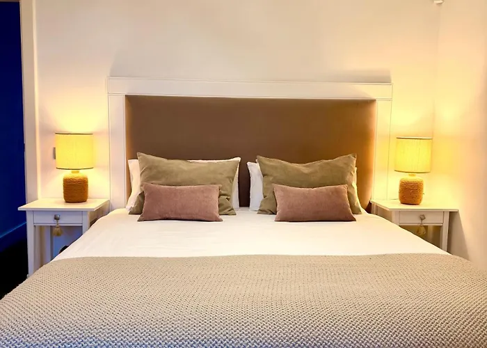 Ocean View House 펜션 파마라