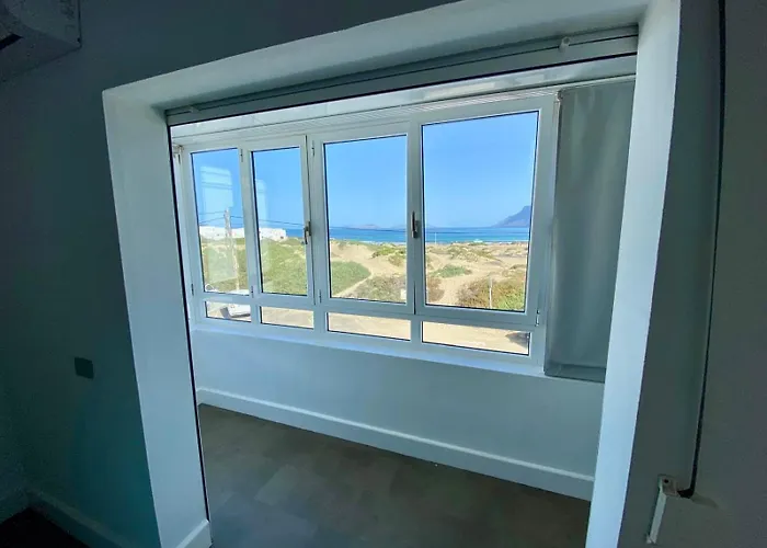 Ocean View House 펜션 파마라
