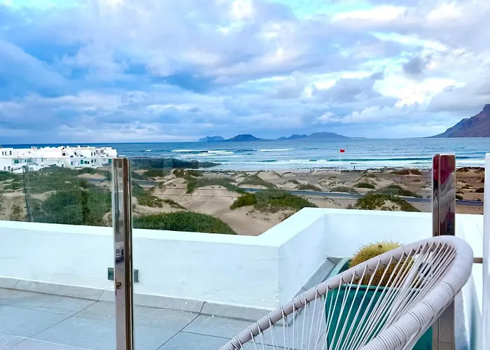 Ocean View House 펜션 파마라